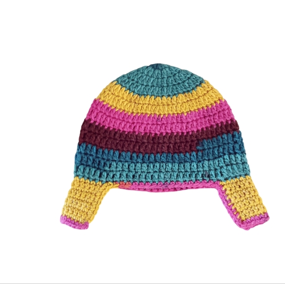 Handmade Womens Earflap/Trapper Hat - Picture 3 of 3